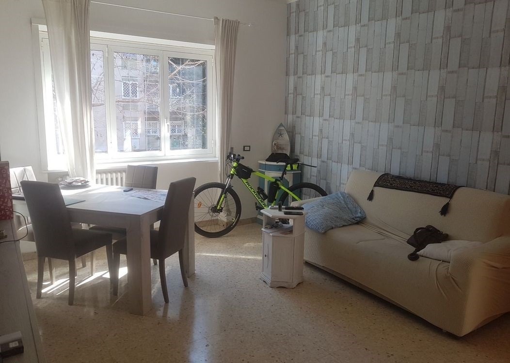 Ampio Bilocale di 62 m² – Luminoso 3° Piano con Ascensore e Balcone