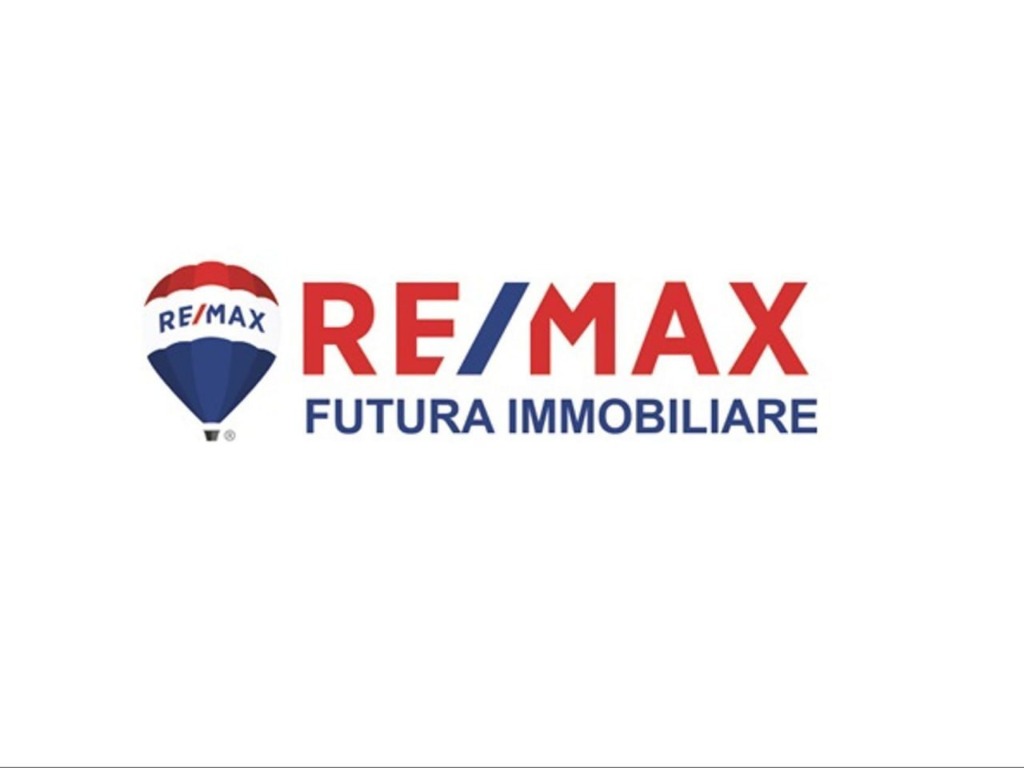 RE/MAX